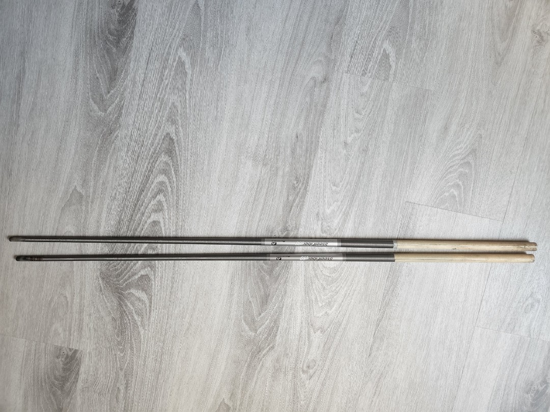 Golf irons graphite steelfiber, Sports Equipment, Other Sports