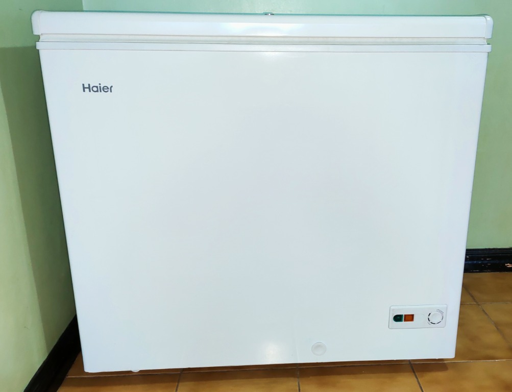 Haier 7 cubic feet chest freezer, TV & Home Appliances, Kitchen