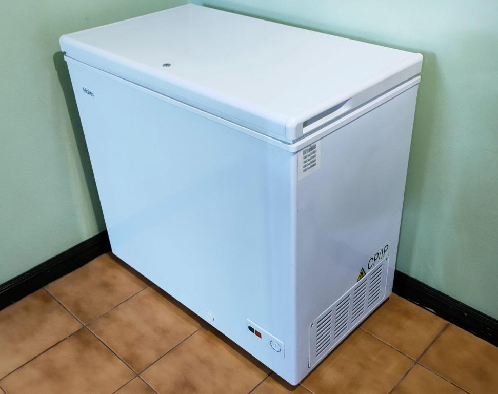 Haier 7 cubic feet chest freezer, TV & Home Appliances, Kitchen