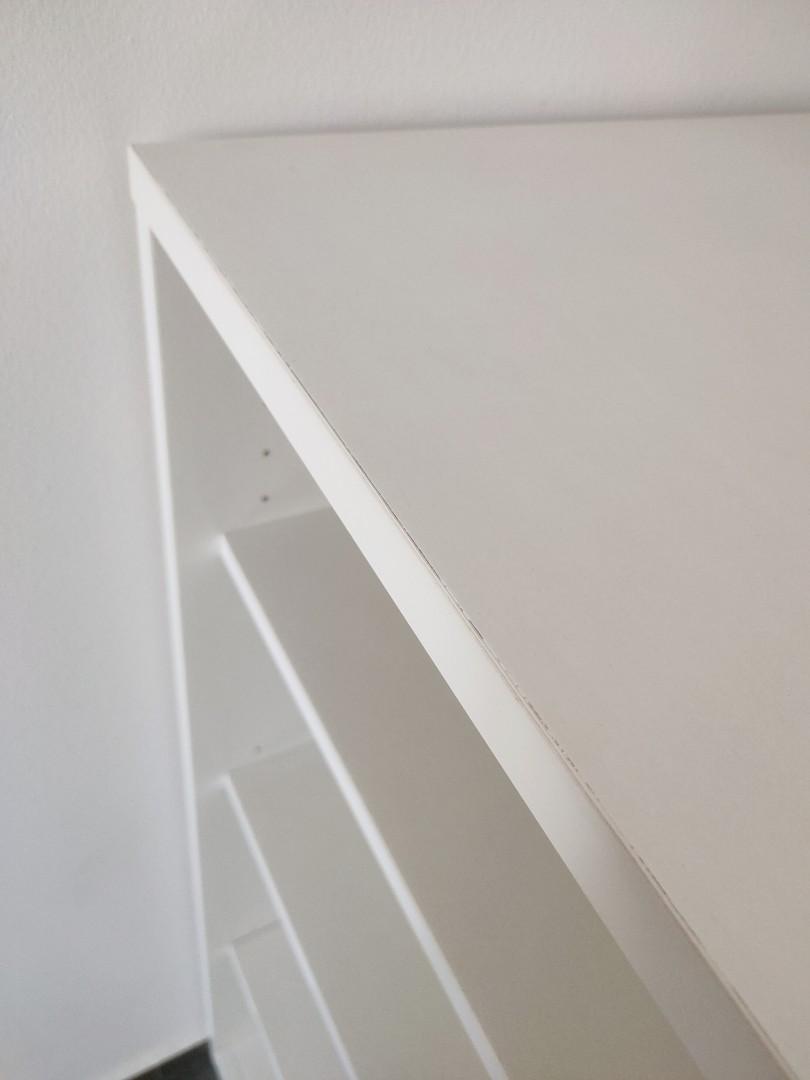Syvde top open wardrobe