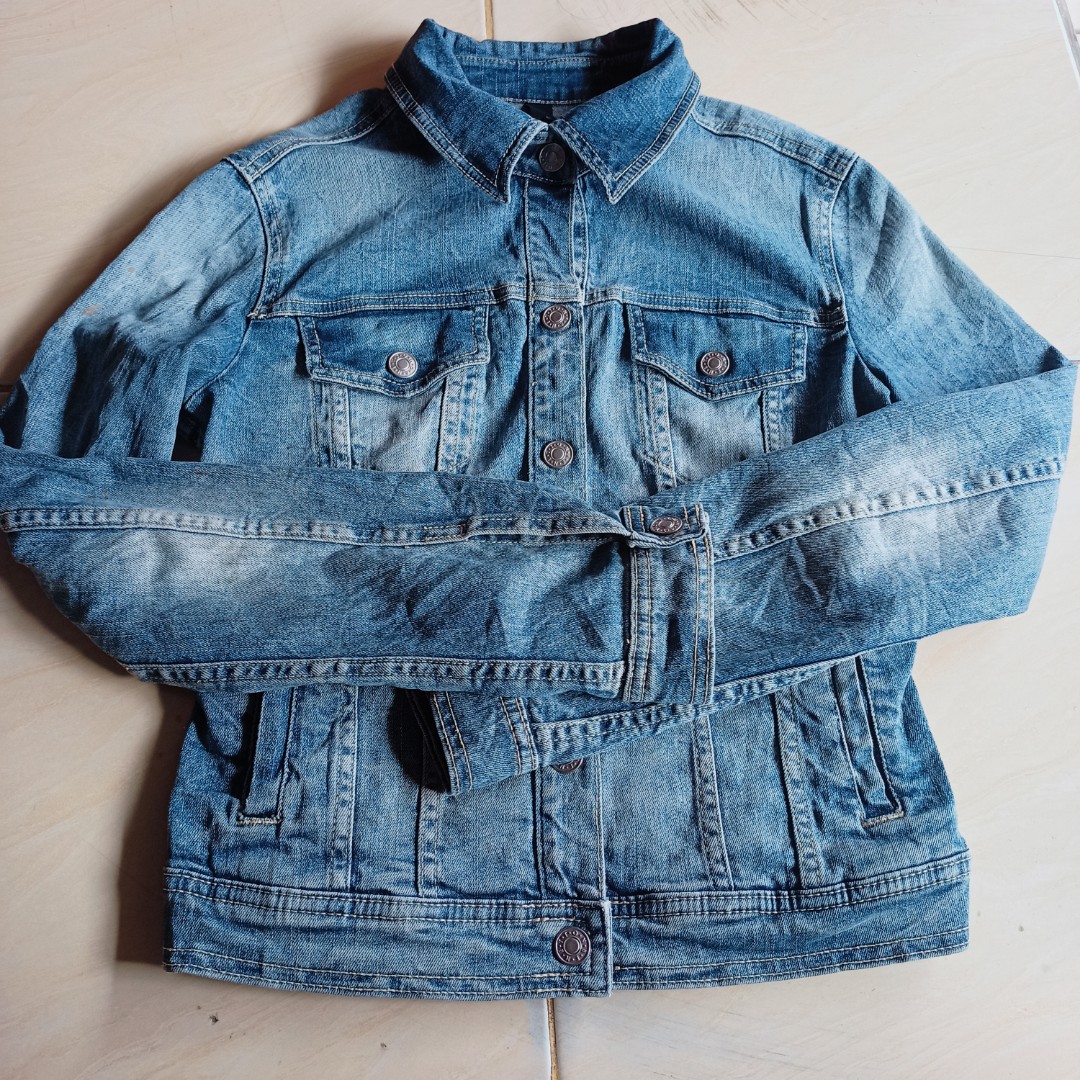 Jaket Denim Benetton Import Cewe 