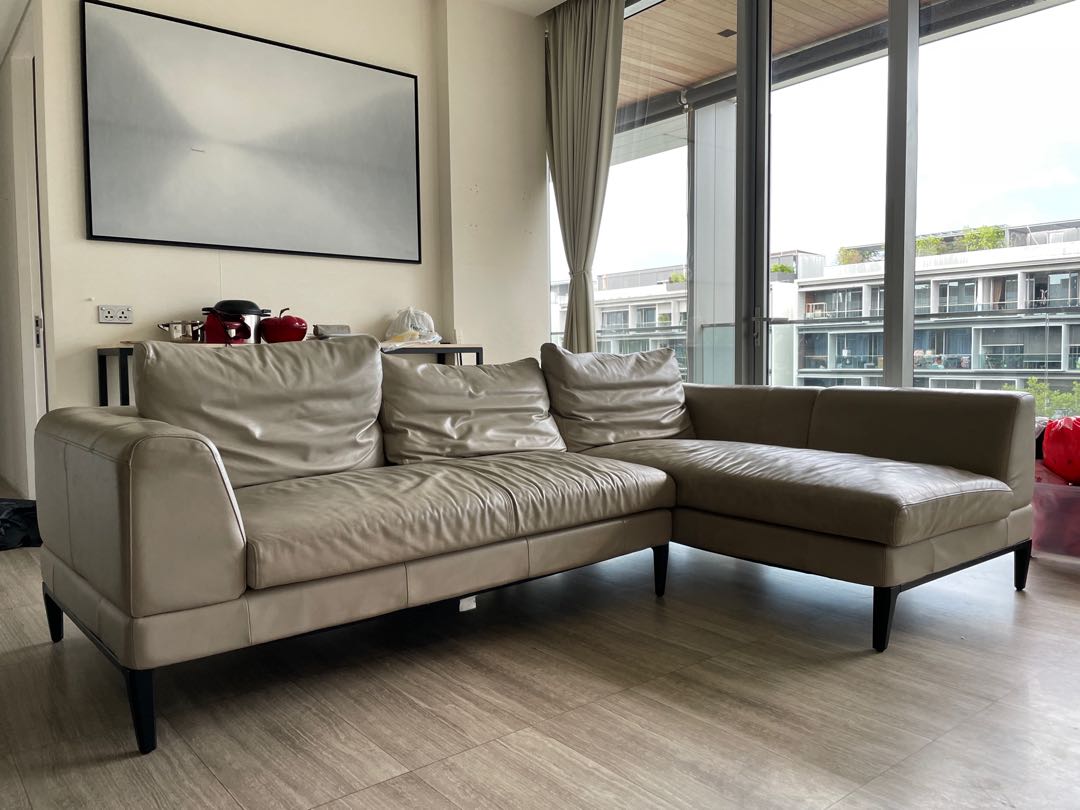 King Living Plaza Sofa, Furniture & Home Living, Furniture, Sofas on