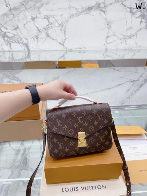 Pochette femme lv sales