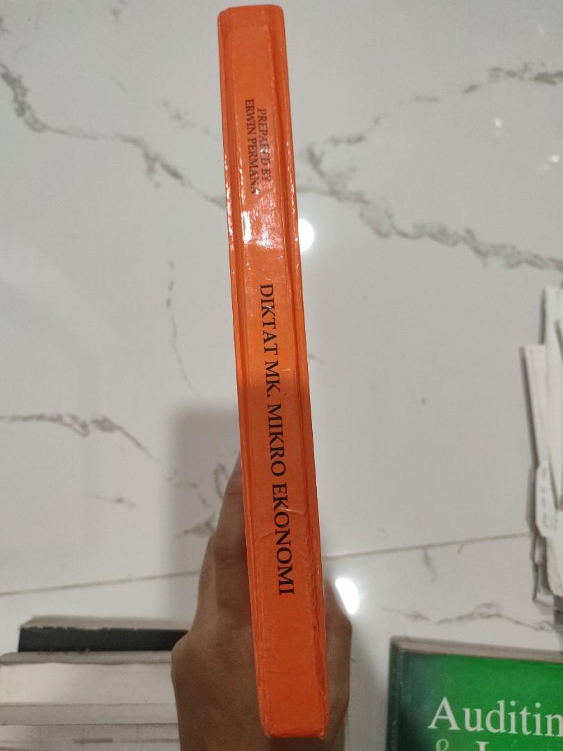 Mikro ekonomi by Erwin Permana, Buku & Alat Tulis, Buku di Carousell