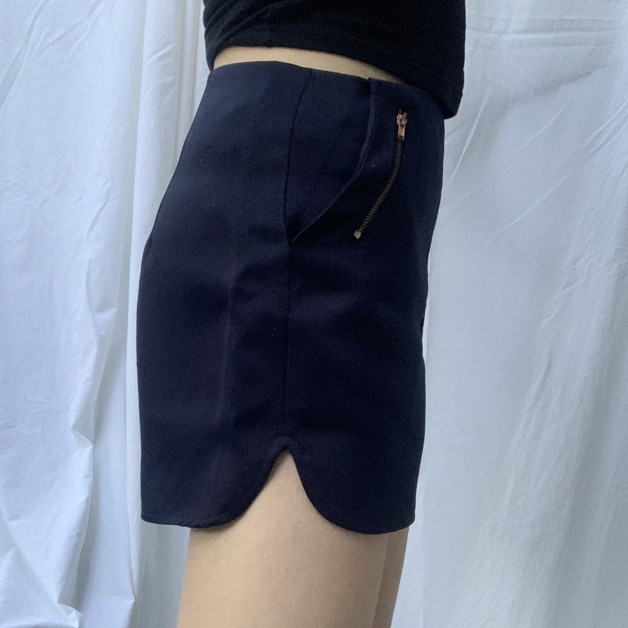 NAVY SATIN SILK SHORTS celana pendek biru tua highwaisted korea korea
