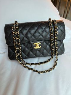 (Category: ) located in . Submitted by shopluxlovers (Listing ID 1167500457, Image 1). Description: .
