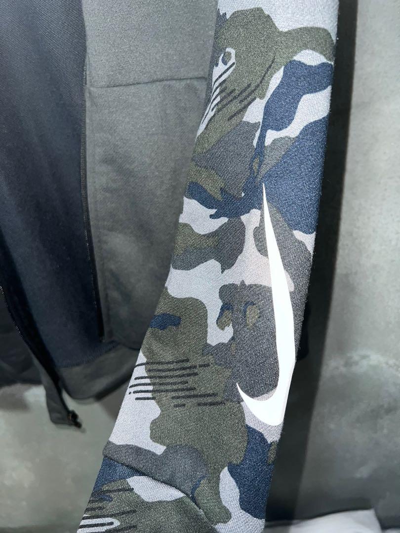 Nike Camo Jacket, Men's Fashion, Coats 