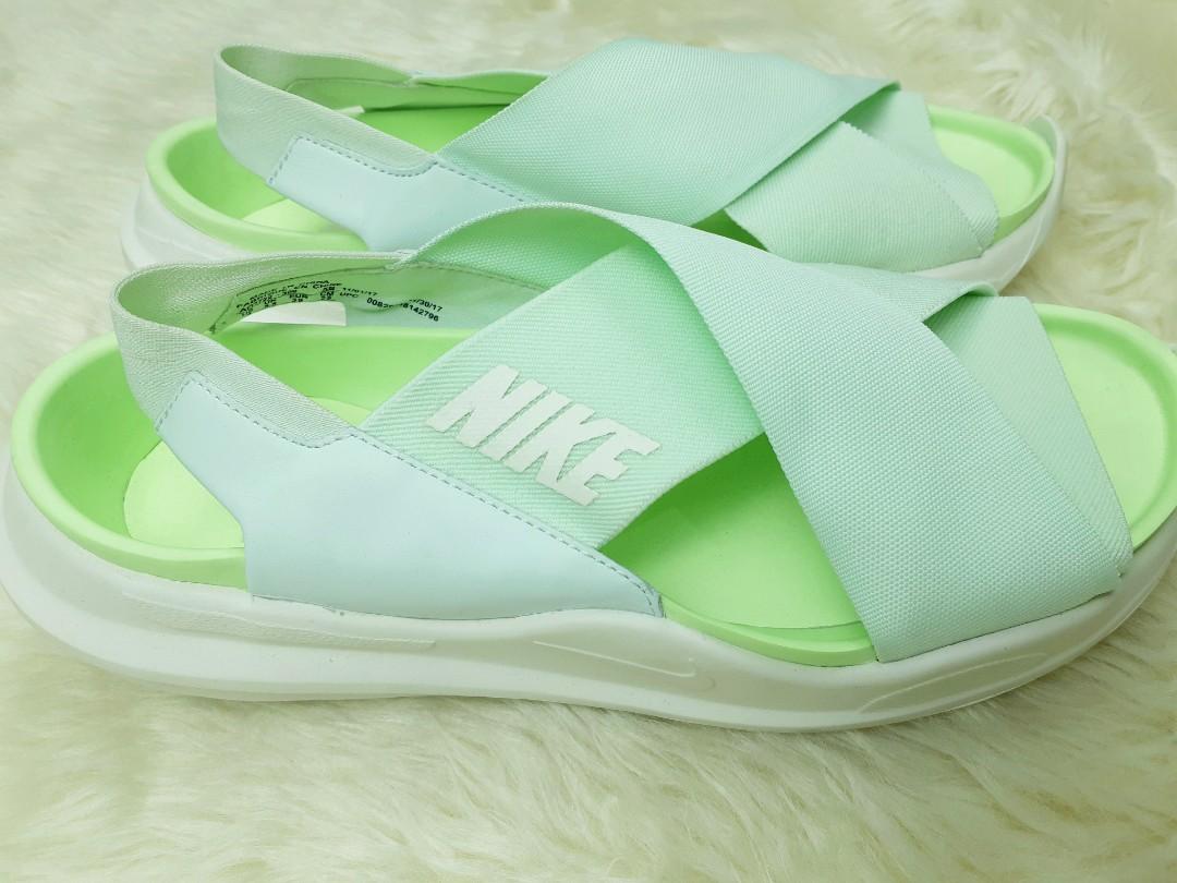 Nike Praktisk Sandals Women s Fashion Footwear Flats Sandals on Carousell