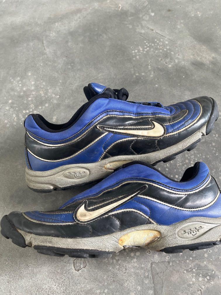 r9 nike