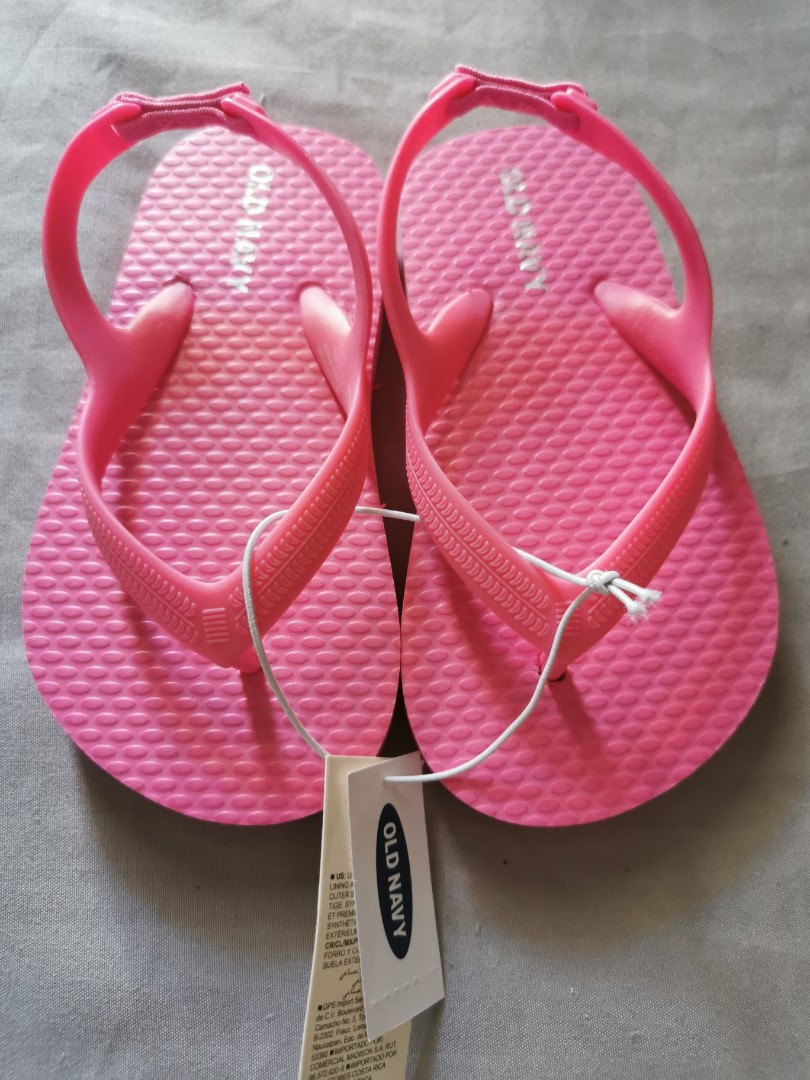 Old navy hotsell kids slippers