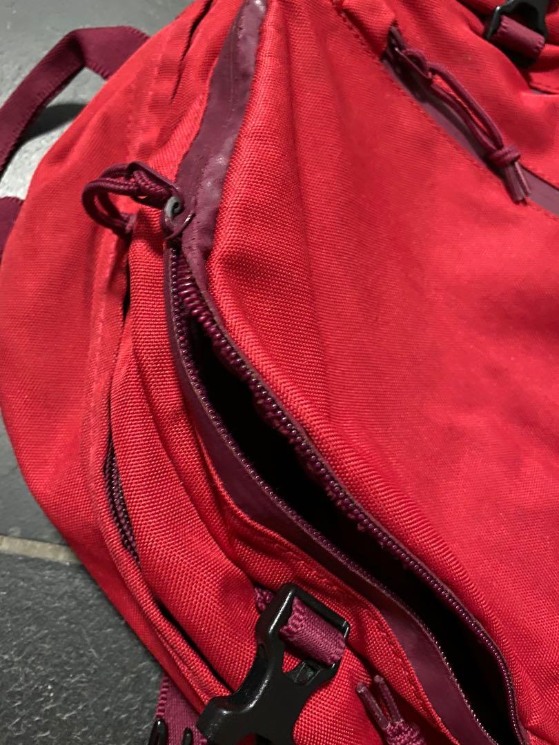 Red converse backpack, Men's Fashion, Bags, Backpacks on Carousell