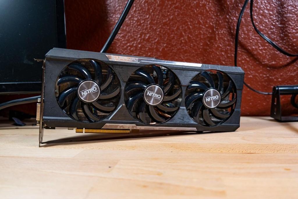 Sapphire Nitro R9 390X 8gb GPU Computers Tech Parts