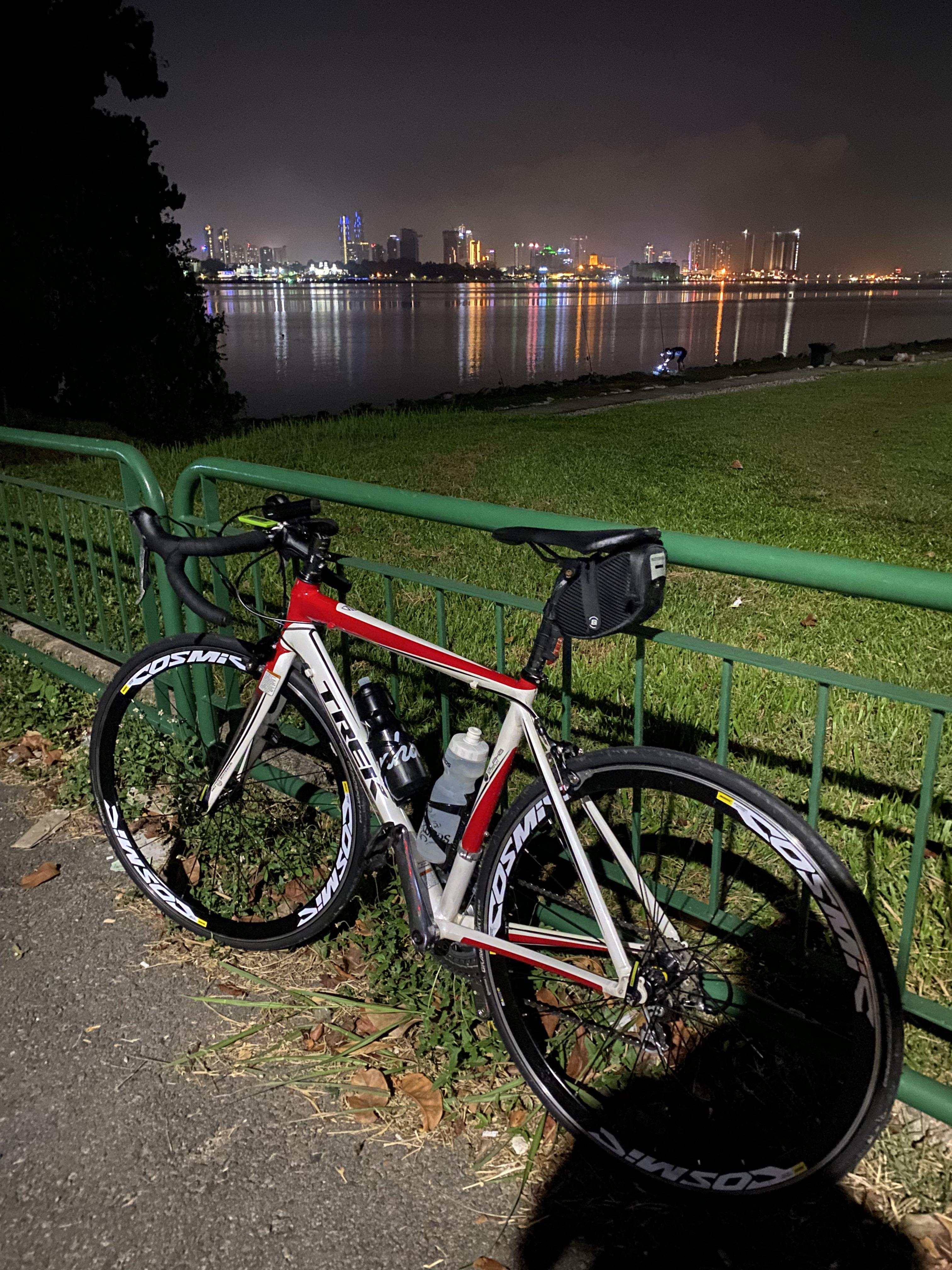 Trek store alpha 1
