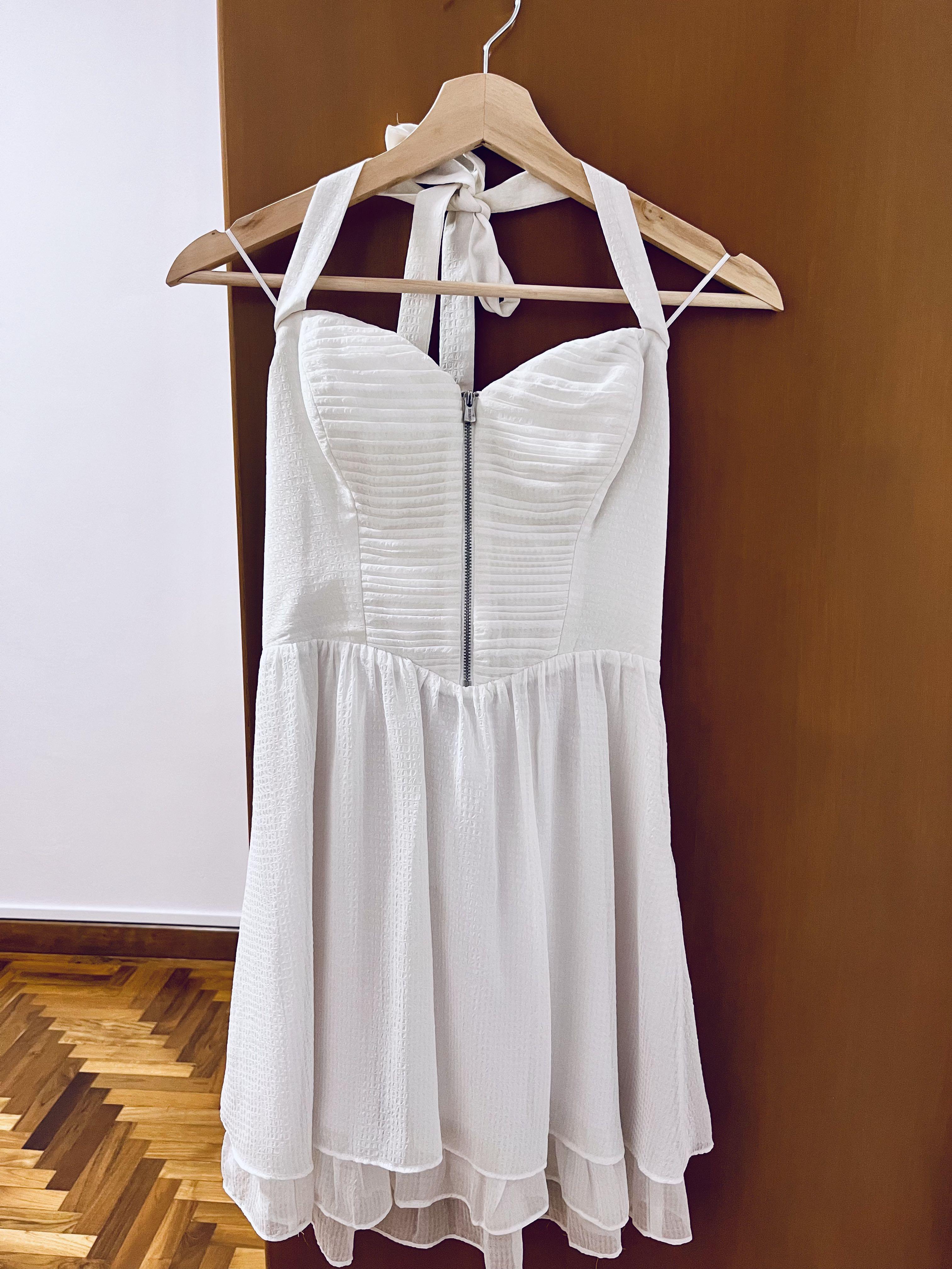 US2 Guess white halter neck sundress Women s Fashion Dresses Sets Dresses on Carousell