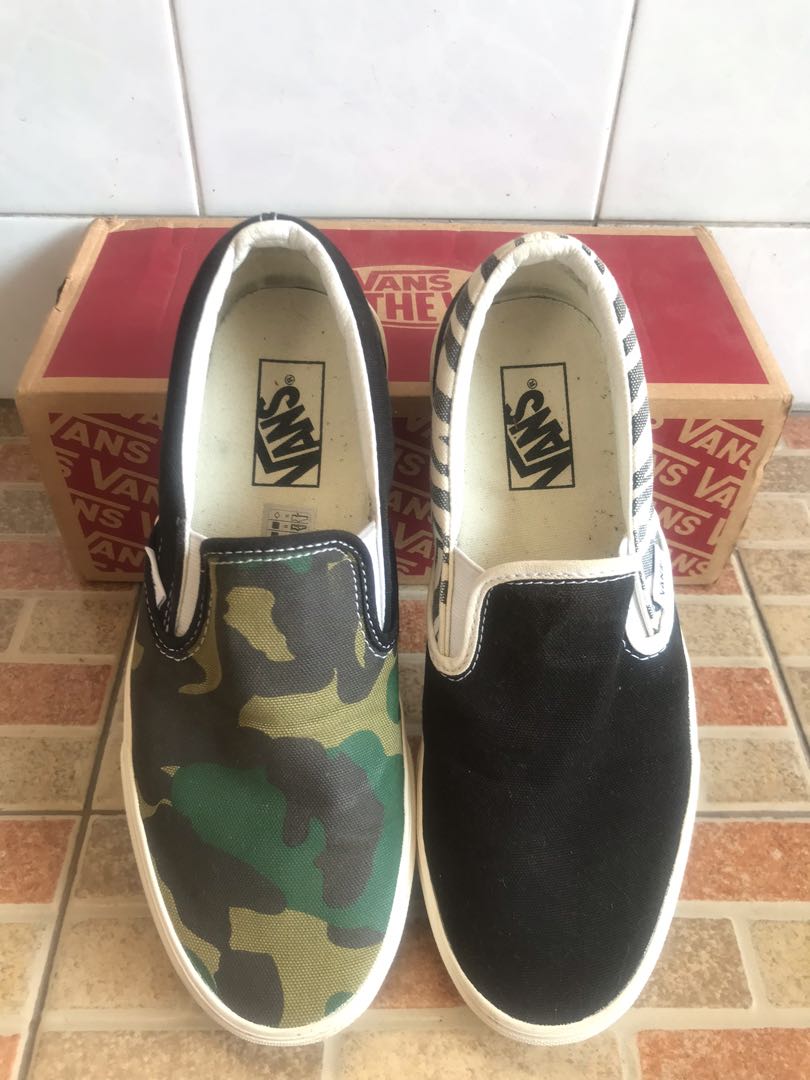 mismatch vans slip on