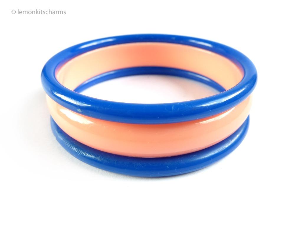 Vintage 1960s Pink Blue Plastic Bangles br411 ci Women s