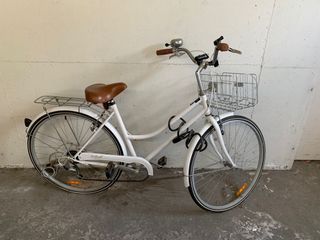 (Category: ) located in . Submitted by hibon (Listing ID 1167446701, Image 1). Description: .