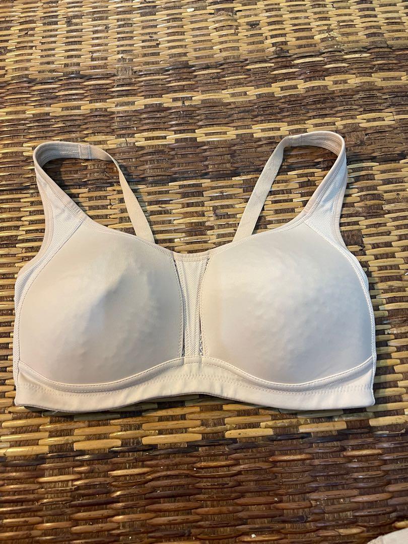 Wacoal bra 34DD/34E, Women's Fashion, New Undergarments