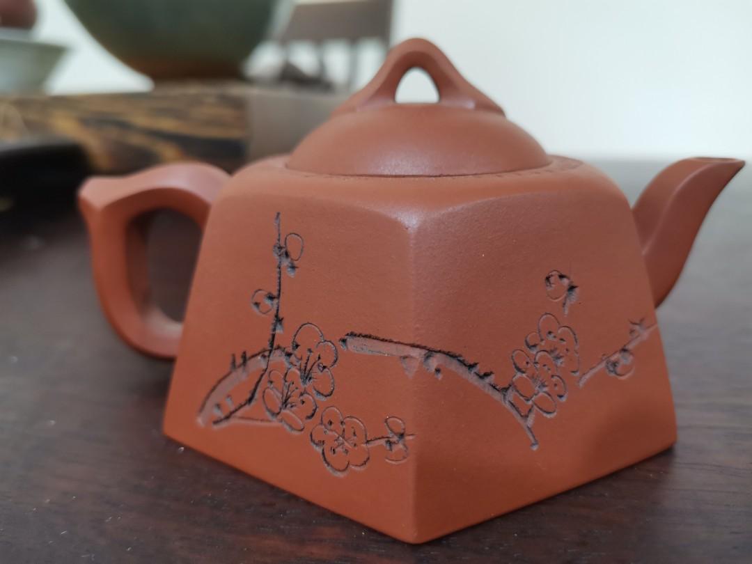 朱泥六方井栏小品100cc紫砂壶zisha, Hobbies & Toys