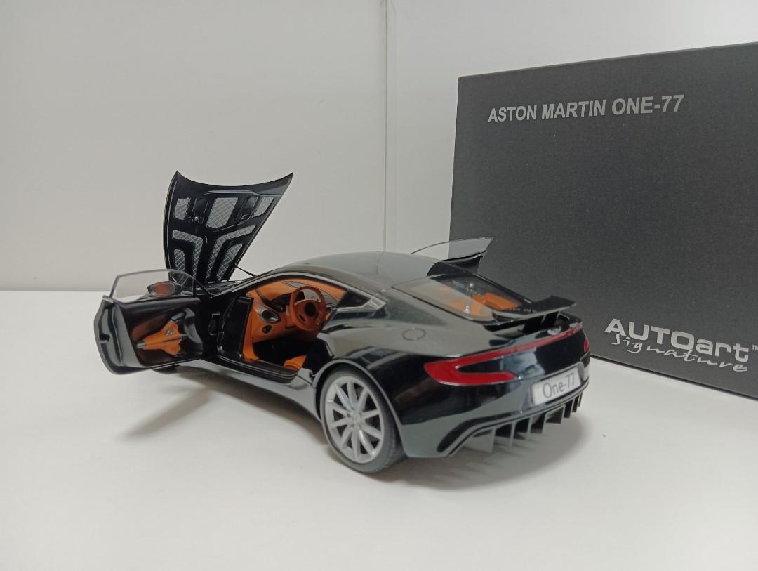 1/18 Autoart Aston Martin One- 77, 興趣及遊戲, 玩具& 遊戲類- Carousell