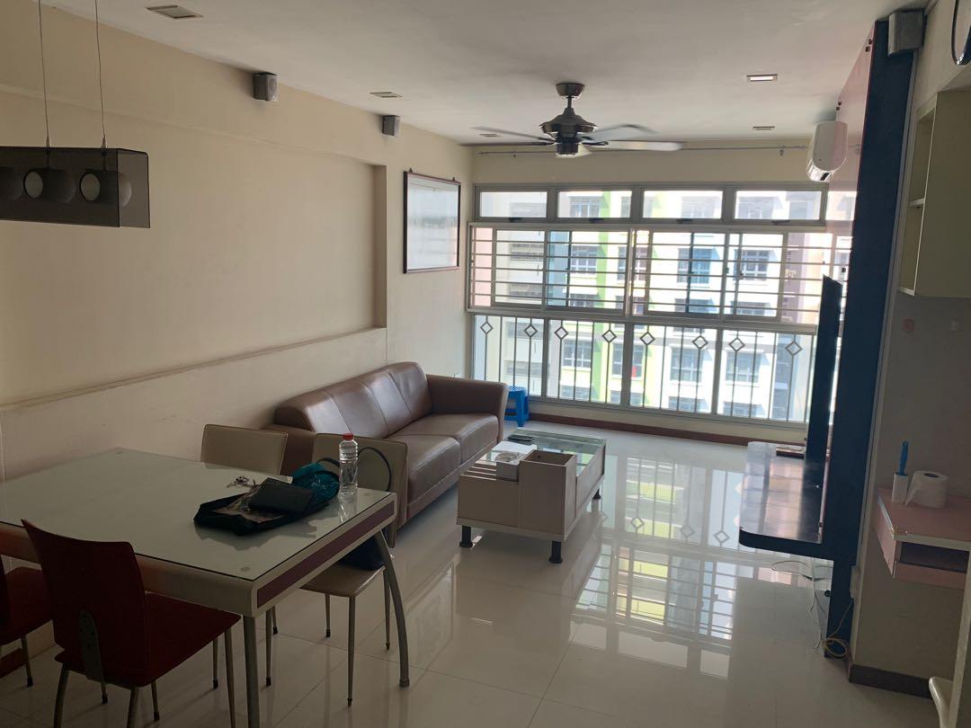 52 Strathmore Avenue Forfar Heights, Property, For Sale, HDB on Carousell