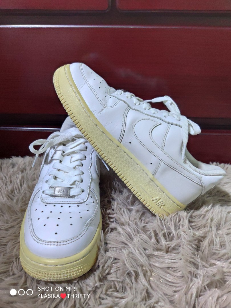 Yellow sole sales air force 1