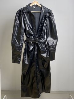 (Category: ) located in . Submitted by ftmodelwardrobe (Listing ID 1164153643, Image 1). Description: .