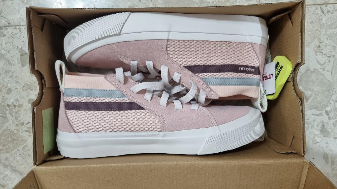 BNIB ONE.By Skechers Ultra Go Cushioning