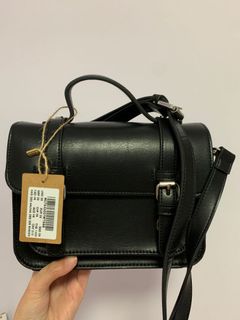 （分類：）位於 。 由 I.sell__ 提交（商品編號 1164227751，圖片 1）。簡介： 。