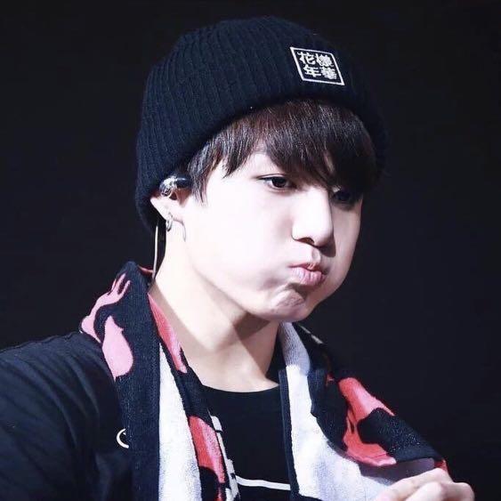 BTS Beanie hat, Fesyen Wanita 
