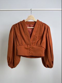 (Category: ) located in . Submitted by ftmodelwardrobe (Listing ID 1164156038, Image 1). Description: .