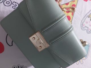 (Kategori: ) berada di . Dikirim oleh ddrnd (ID iklan 1164132285, Gambar 1). Deskripsi: .