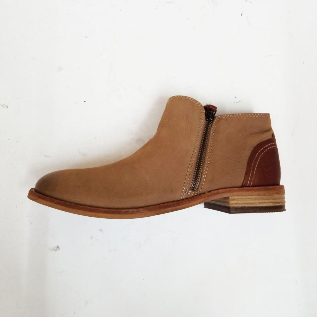 Clarks maypearl juno ankle boot on sale brown