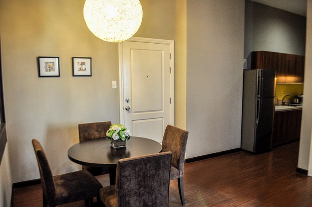 (Category: ) located in . Submitted by athomephrealty (Listing ID 1164182160, Image 1). Description: .