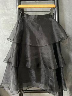H&M 3 layers black skirt