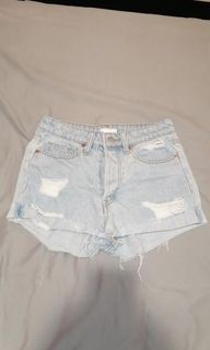 (Category: ) located in . Submitted by peiying___17 (Listing ID 1164238758, Image 1). Description: .