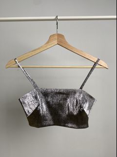 (Category: ) located in . Submitted by ftmodelwardrobe (Listing ID 1164134651, Image 1). Description: .