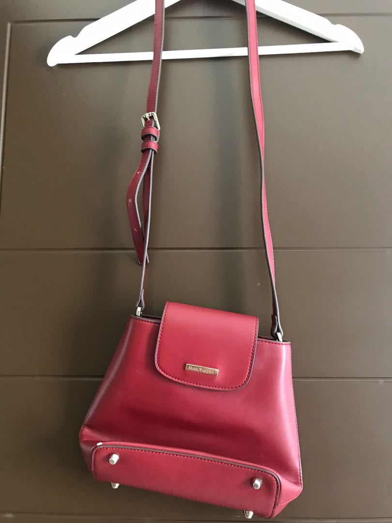 Hush Puppies tas Merah, Fesyen Wanita, Tas & Dompet di Carousell