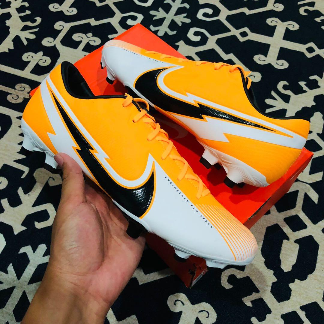 Boot top bola nike