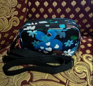 (Kategori: ) berada di . Dikirim oleh threebonea (ID iklan 1164084411, Gambar 1). Deskripsi: .