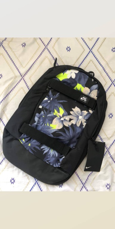 Nike sb floral backpack hotsell