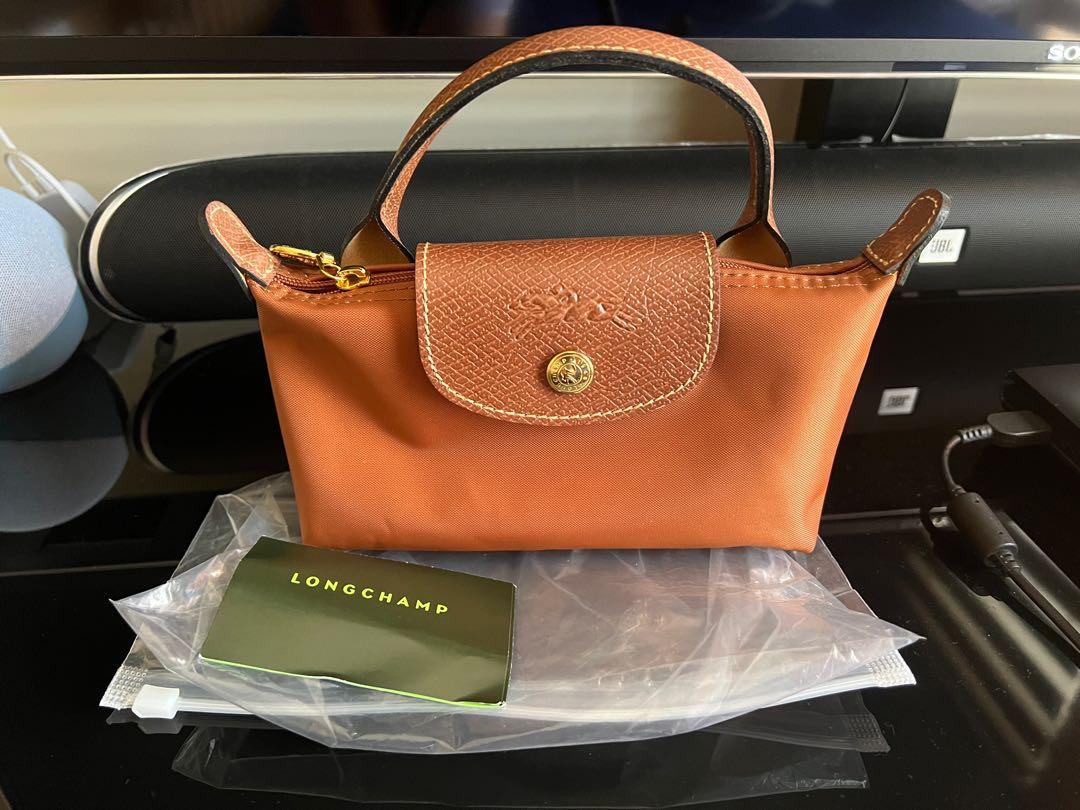 I got the viral Longchamp pouch with handle🌿, Gallery posted by Felicia✨