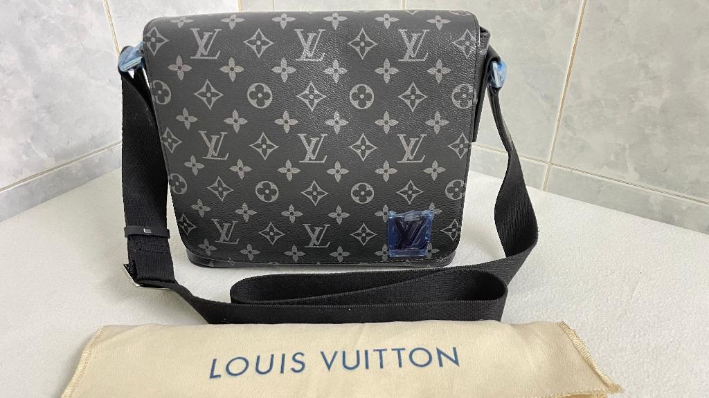 LV DISTRICT PM MONOGRAM ECLIPSE, Luxury, Bags & Wallets on Carousell