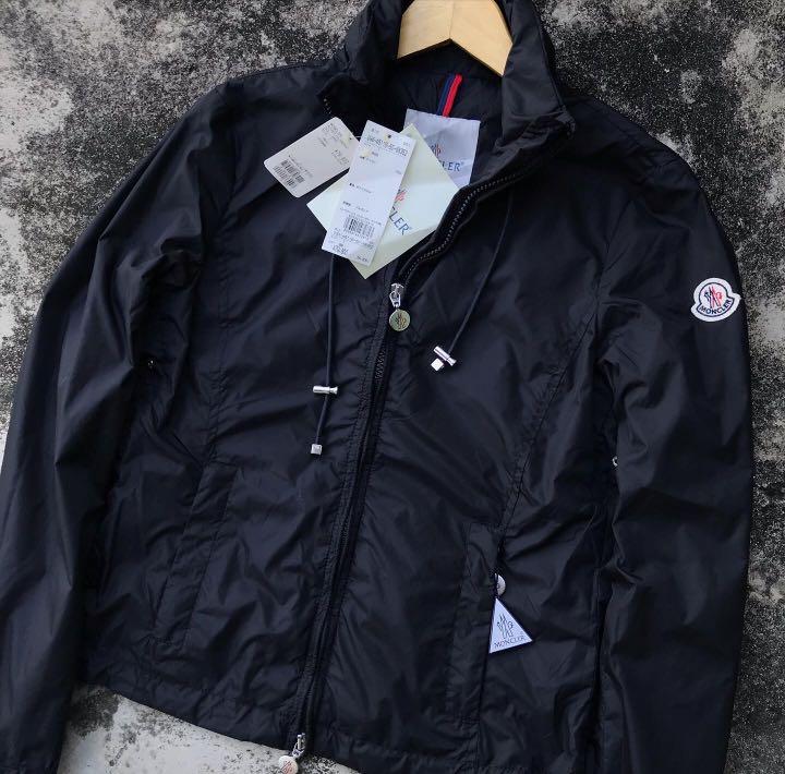 Moncler jaket, Fesyen Pria, Pakaian 