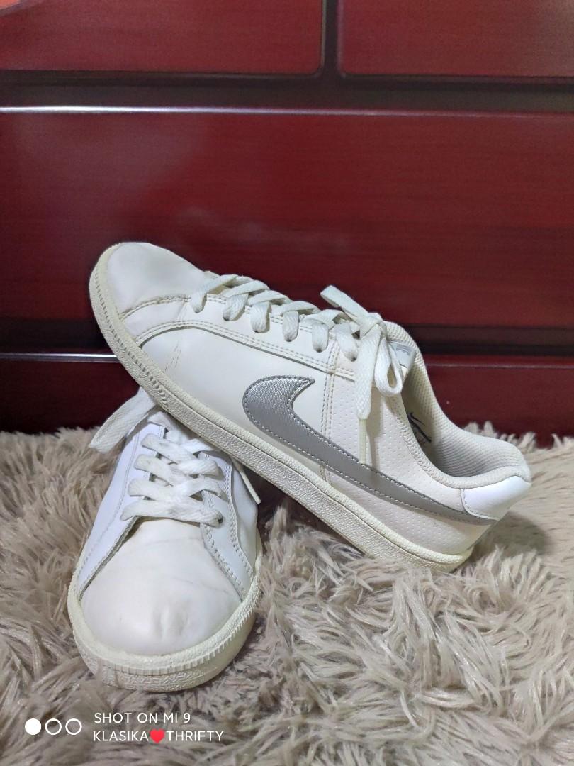 Nike court royale metallic silver online