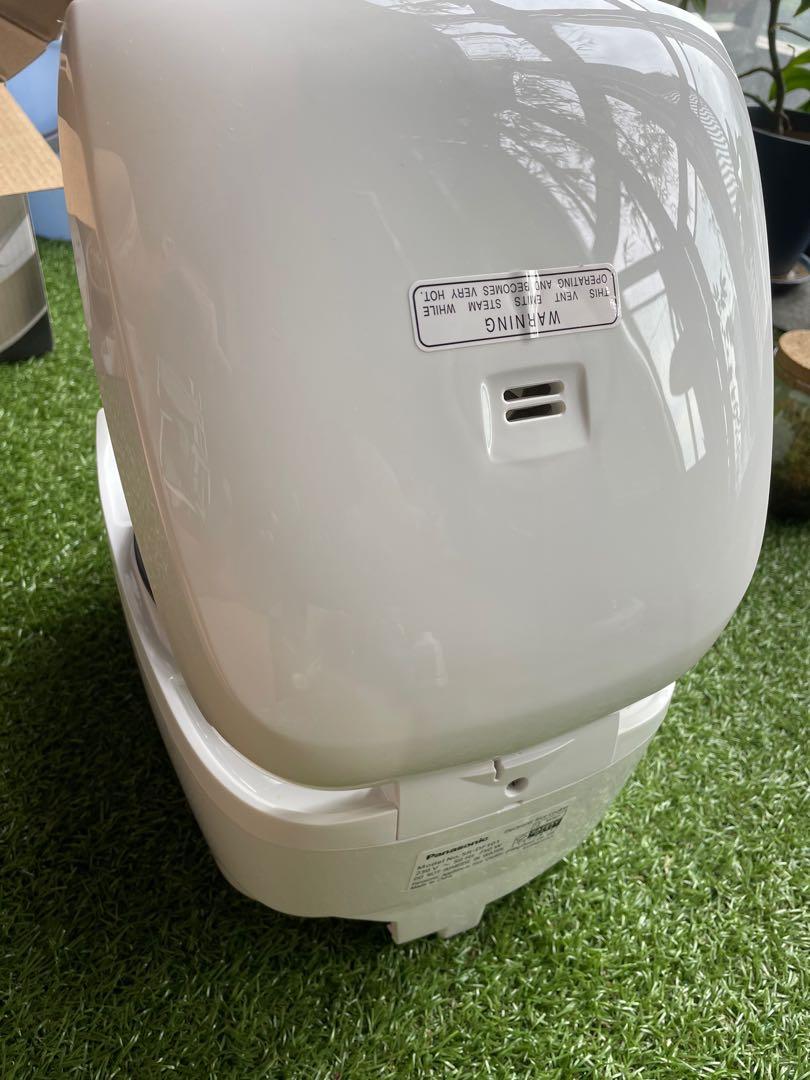 Panasonic rice cooker 1L fuzzy logic, TV & Home Appliances, Kitchen