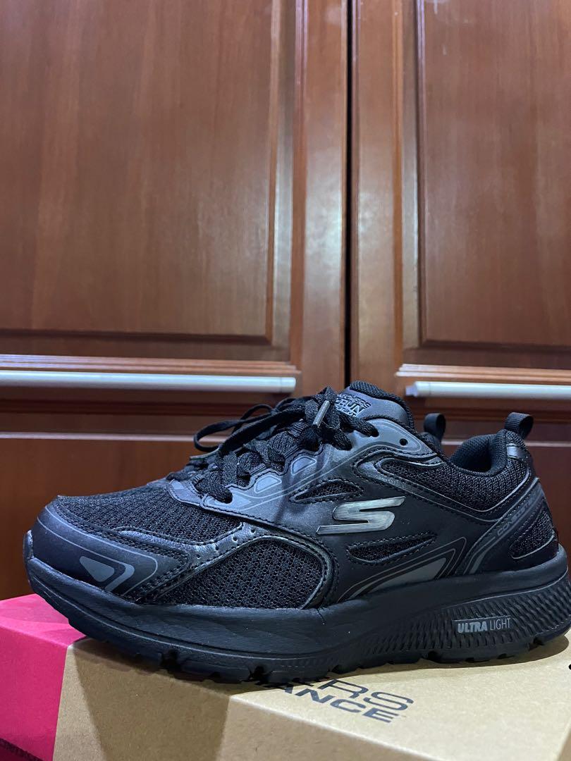 Skechers go run on sale 6 womens brown