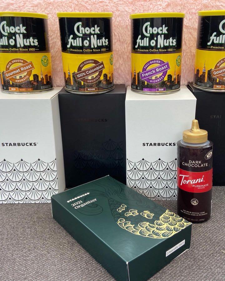 Starbucks 2021 Black Organizer+Torani Dark Choco Syrup, Hobbies & Toys