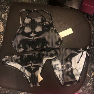 (Sw15) New (Set)1Top2swim trunks swimwear swimsuit Bikini 比堅尼 三點泳衣62975774191619110