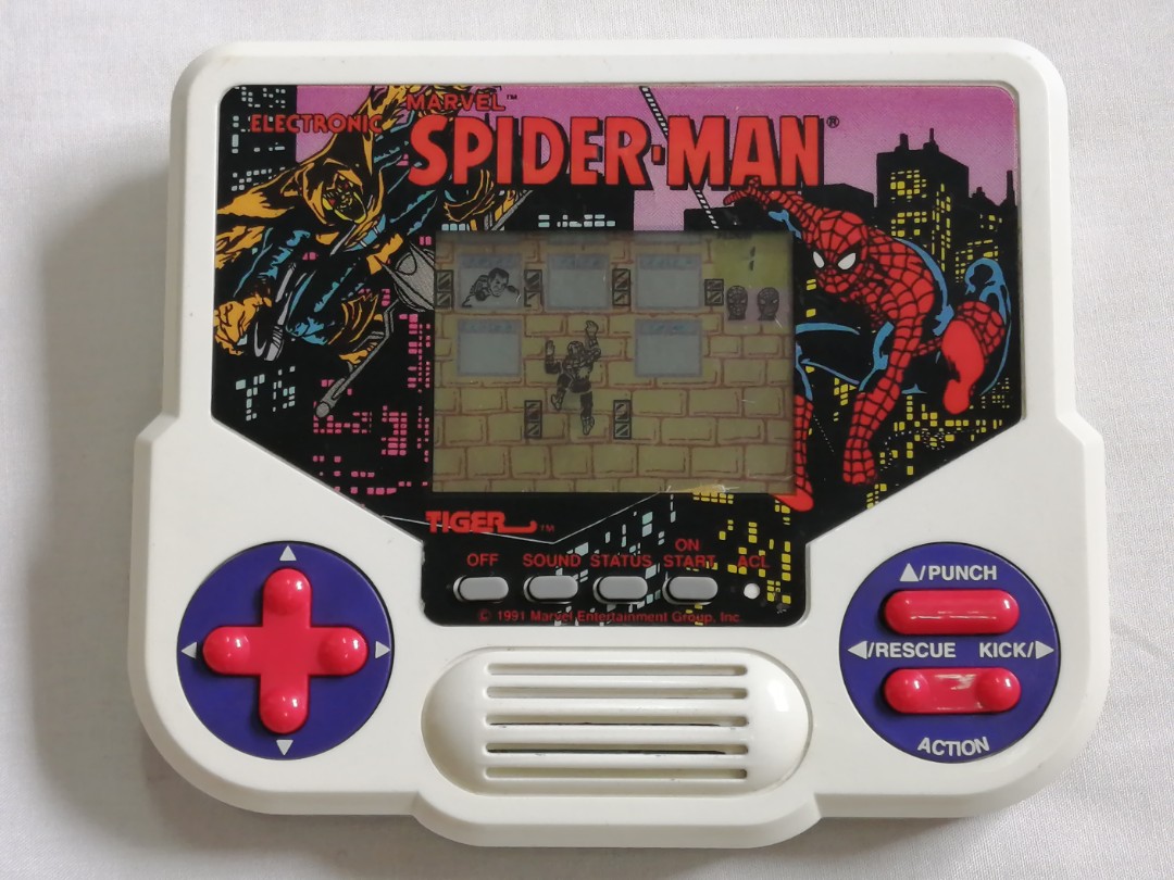Tiger Electronics SpiderMan Handheld Game 1988, Hobbies & Toys, Toys